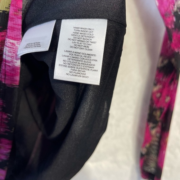 NWT Nine West Womens Print Pink Black Colorful Lined Sheer Blouse Turtleneck Sm - Picture 7 of 12